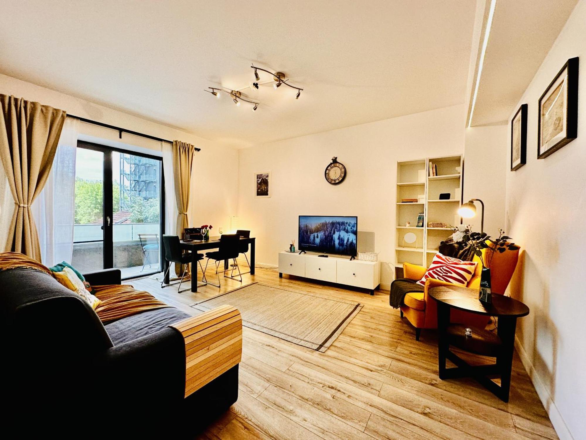 Novum Comfort Bucharest Exterior photo